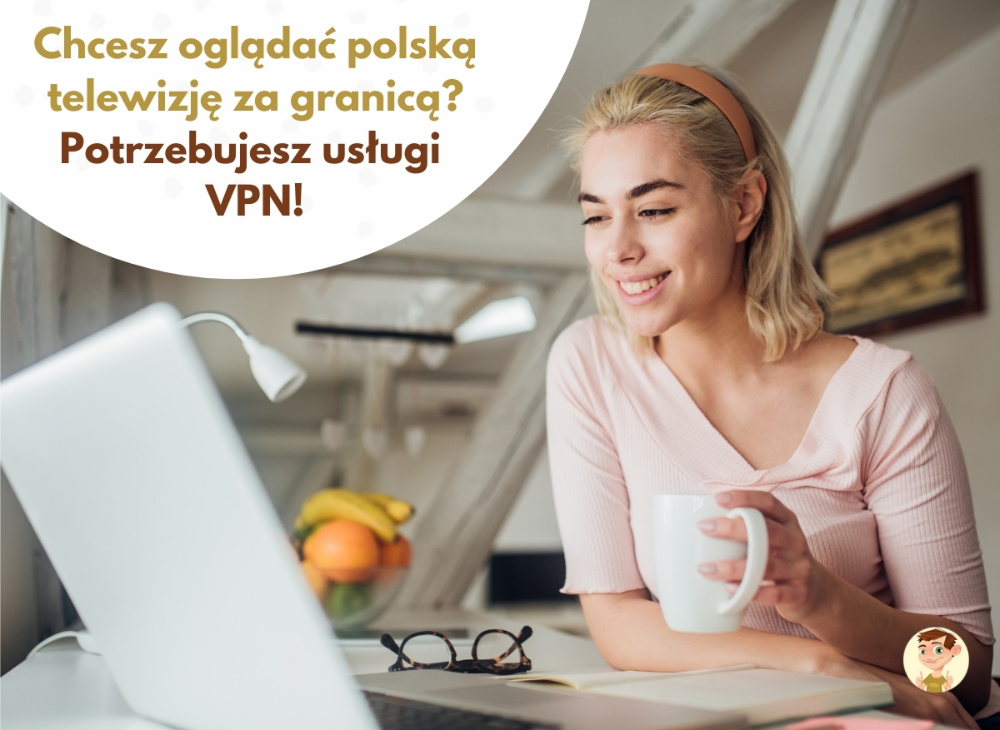 Jak oglądać polską telewizję przez internet za granicą za darmo kobieta patrząca na na laptopa